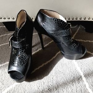 Michael Kors Embossed Buckled Peep Toe Platform Booties /Stilettos